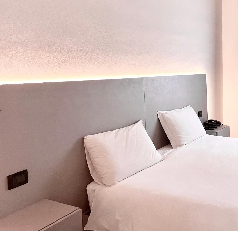 Hotel Leonardo Brescia Luaran gambar