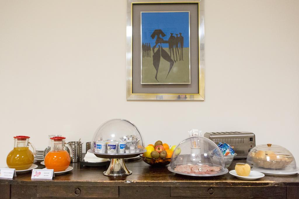 Hotel Leonardo Brescia Luaran gambar